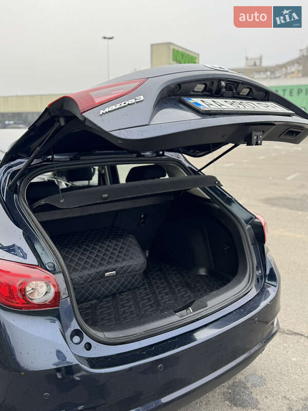 Хетчбек Mazda 3 2016 в Києві