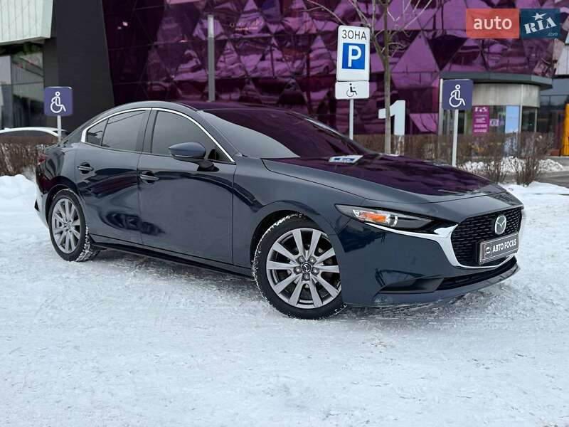 Седан Mazda 3 2021 в Києві