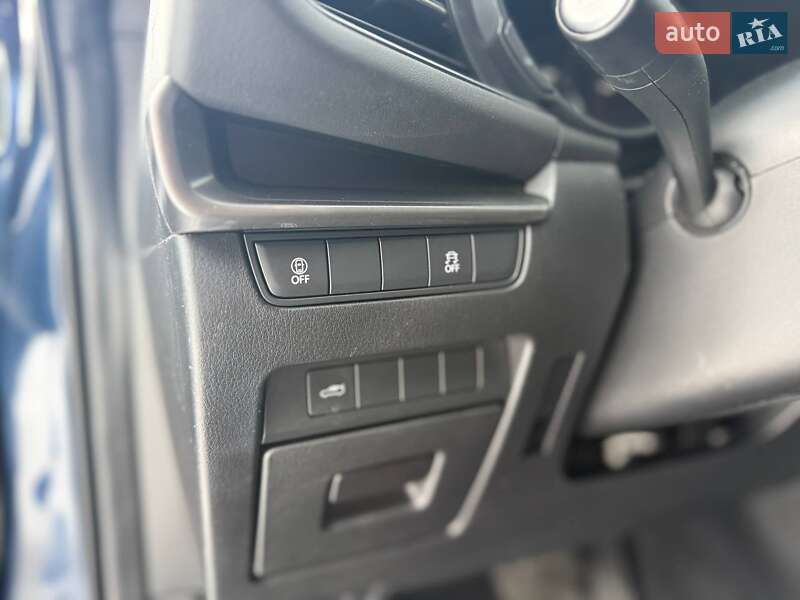 Седан Mazda 3 2021 в Києві