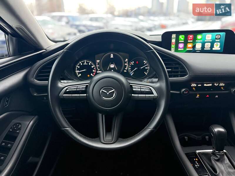 Седан Mazda 3 2021 в Києві
