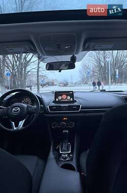 Седан Mazda 3 2016 в Кропивницком