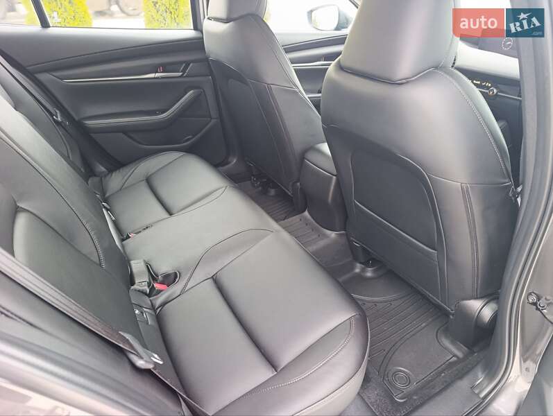 Седан Mazda 3 2022 в Киеве