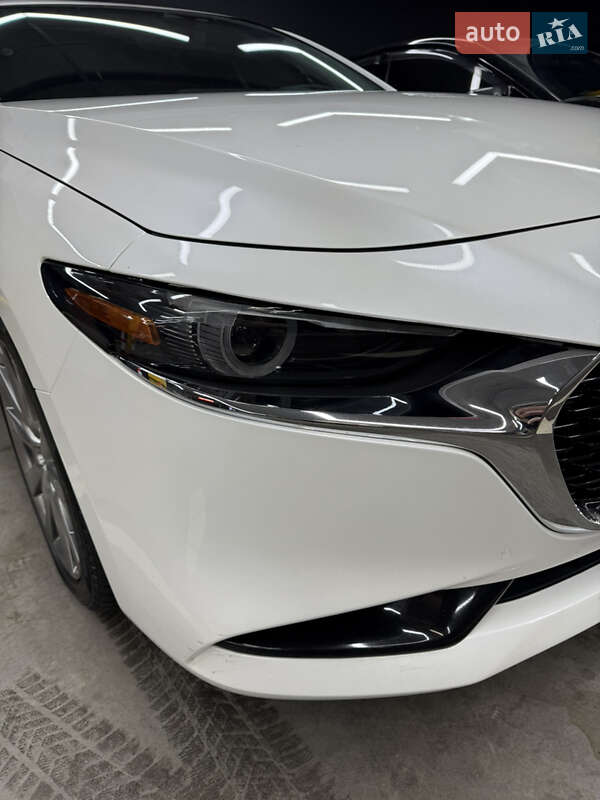 Седан Mazda 3 2020 в Киеве