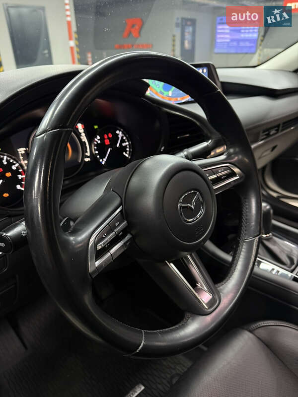 Седан Mazda 3 2020 в Киеве