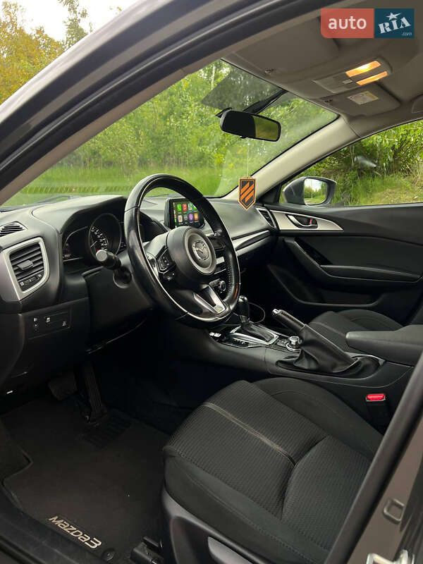 Седан Mazda 3 2017 в Києві фото 10 Седан Mazda 3 2017 в Києві