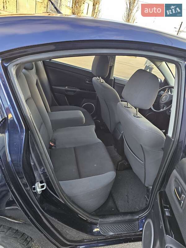 Седан Mazda 3 2008 в Николаеве