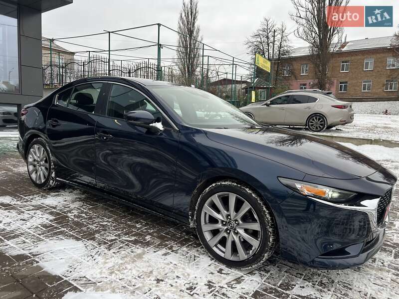 Седан Mazda 3 2020 в Киеве
