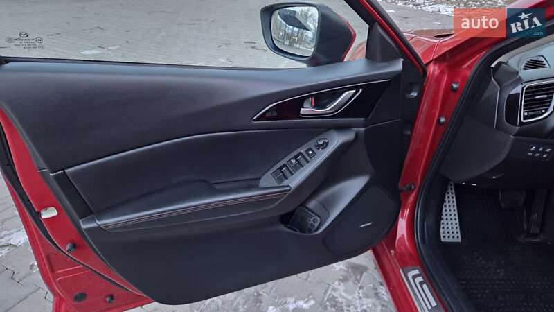 Хэтчбек Mazda 3 2015 в Черновцах фото 11 Хэтчбек Mazda 3 2015 в Черновцах