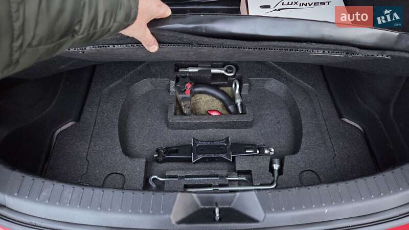 Хэтчбек Mazda 3 2015 в Черновцах фото 14 Хэтчбек Mazda 3 2015 в Черновцах