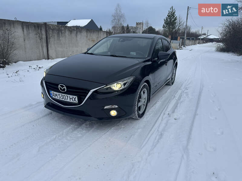 Хэтчбек Mazda 3 2014 в Житомире