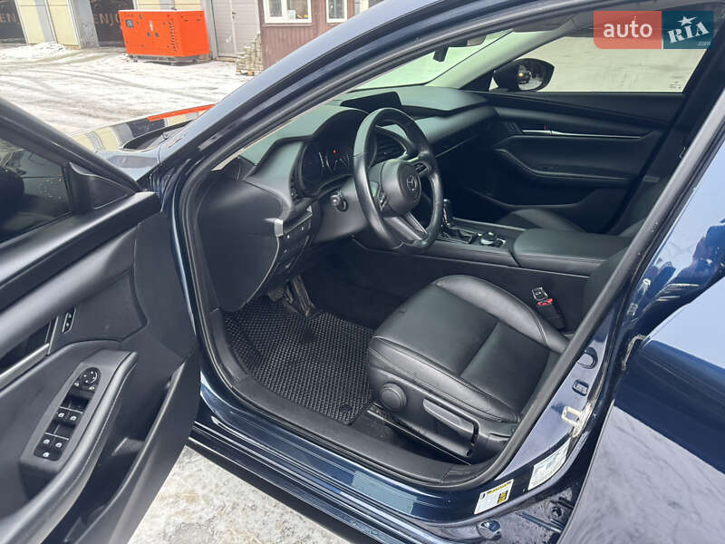 Седан Mazda 3 2020 в Днепре