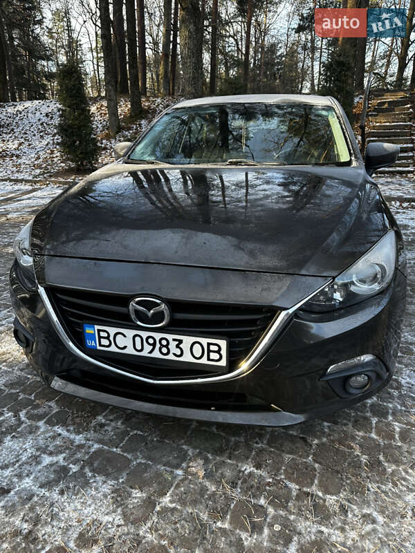 Хетчбек Mazda 3 2015 в Стебнику фото Хетчбек Mazda 3 2015 в Стебнику