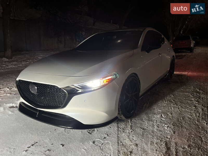 Хетчбек Mazda 3 2023 в Києві фото 19 Хетчбек Mazda 3 2023 в Києві