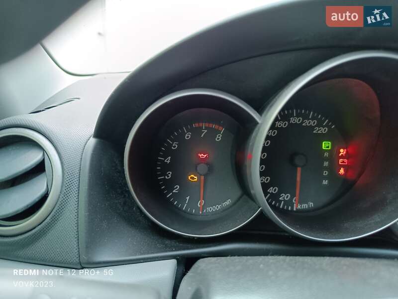 Седан Mazda 3 2004 в Харькове