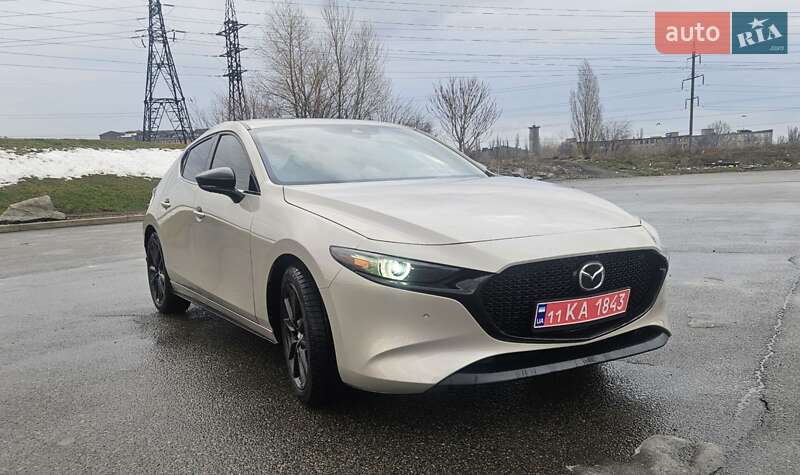 Хэтчбек Mazda 3 2023 в Днепре