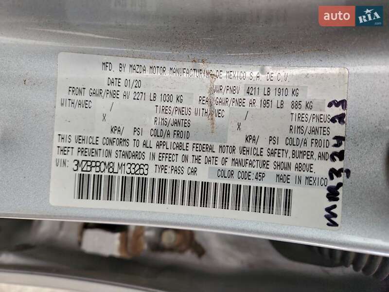 Седан Mazda 3 2020 в Чернигове