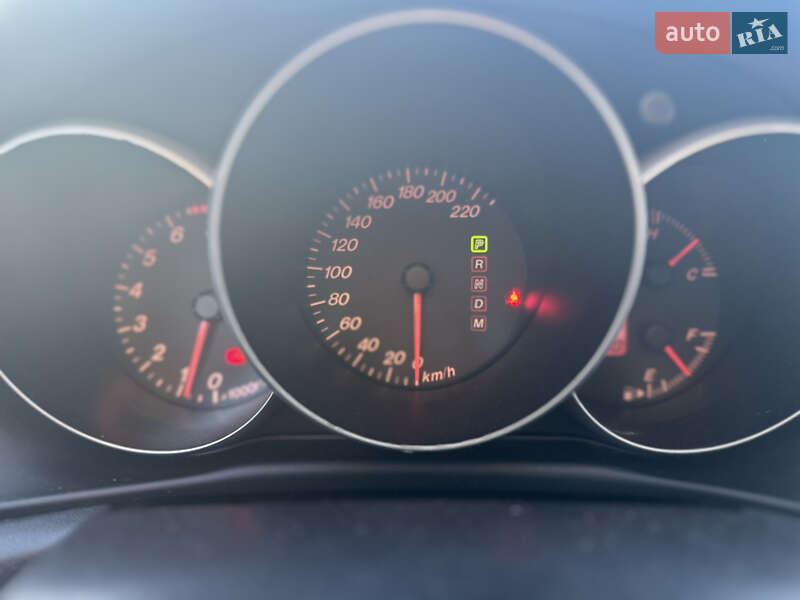 Седан Mazda 3 2005 в Одессе