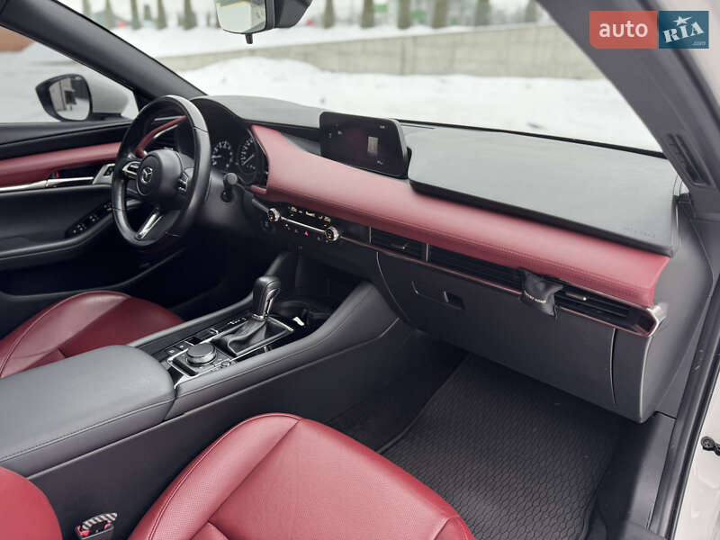 Хэтчбек Mazda 3 2021 в Виннице
