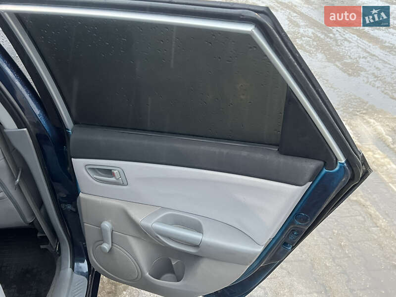 Хетчбек Mazda 3 2004 в Києві