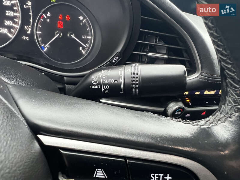 Седан Mazda 3 2020 в Киеве