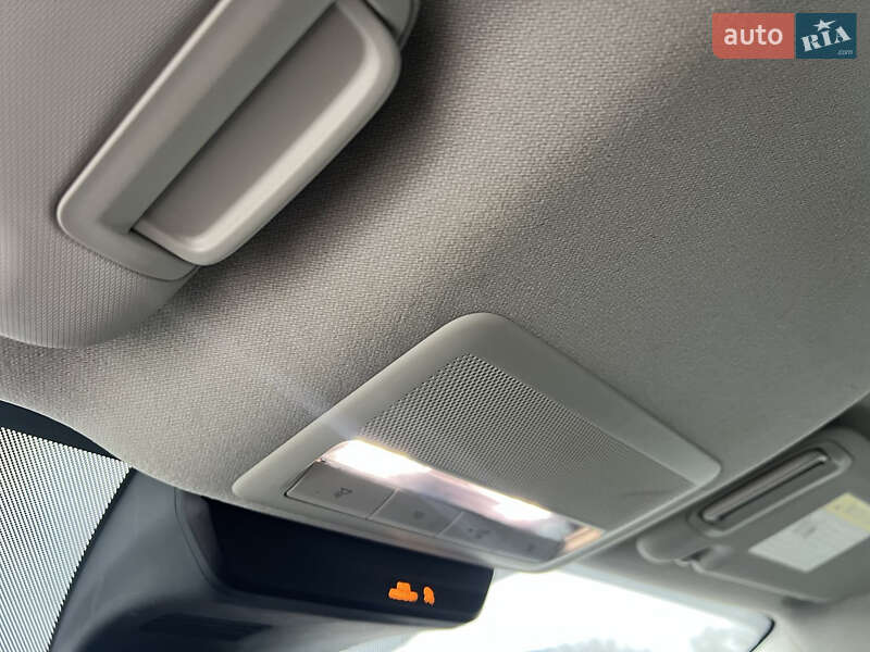 Седан Mazda 3 2020 в Киеве