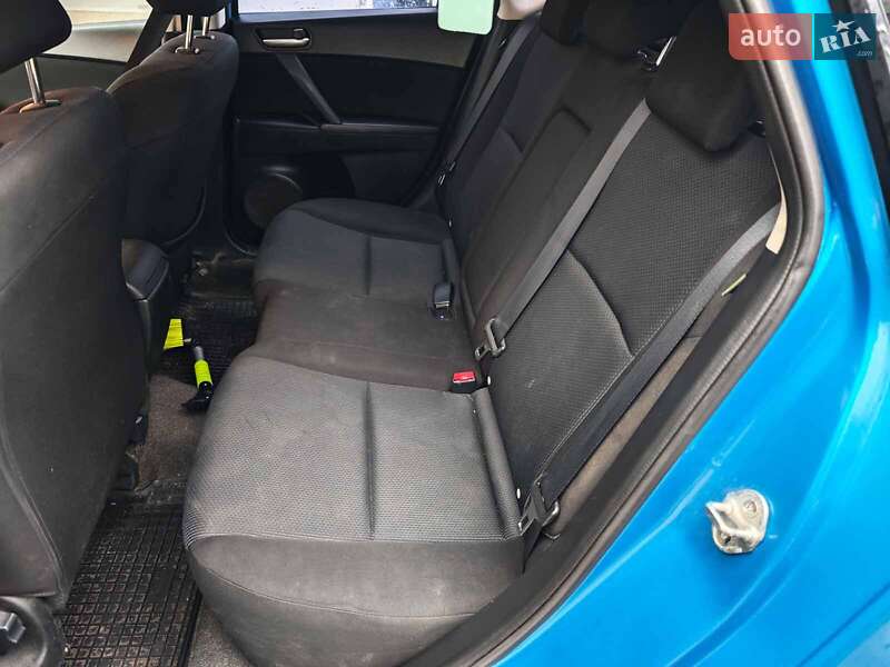 Хетчбек Mazda 3 2011 в Харкові фото 13 Хетчбек Mazda 3 2011 в Харкові