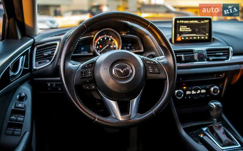 Хетчбек Mazda 3 2016 в Києві