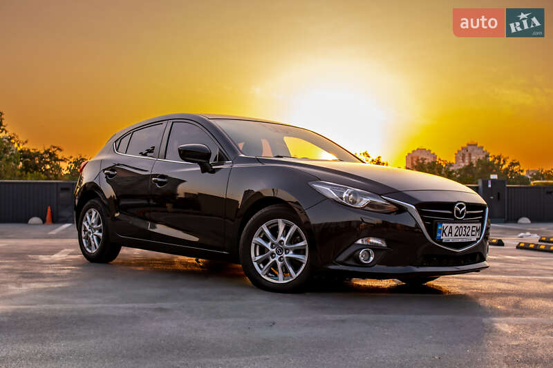 Хетчбек Mazda 3 2016 в Києві