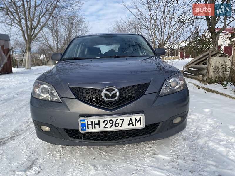 Хэтчбек Mazda 3 2006 в Подольске