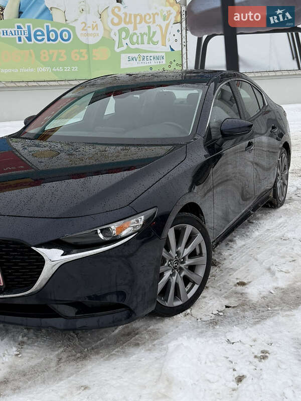 Седан Mazda 3 2021 в Крюковщине