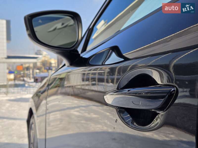 Седан Mazda 3 2019 в Киеве фото 34 Седан Mazda 3 2019 в Киеве