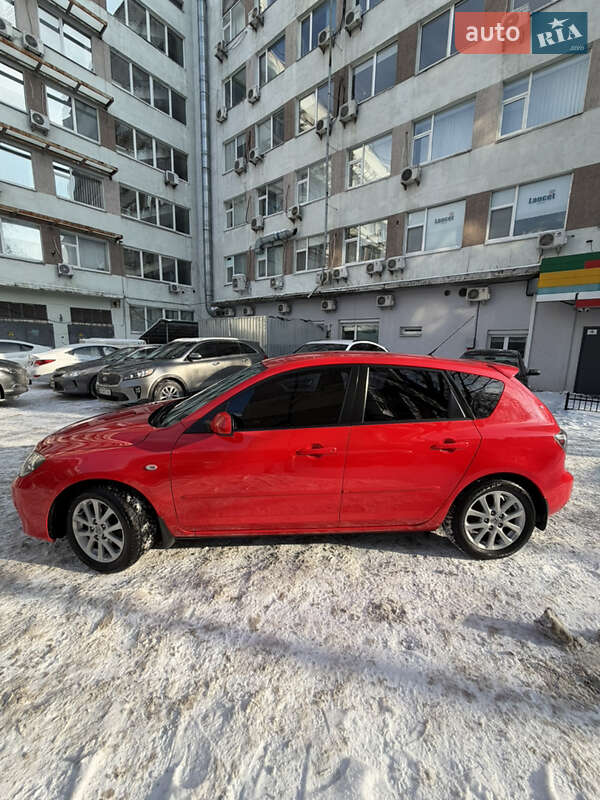 Хэтчбек Mazda 3 2009 в Киеве
