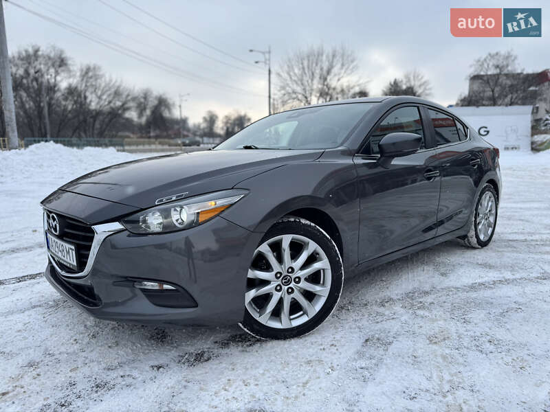 Седан Mazda 3 2018 в Днепре