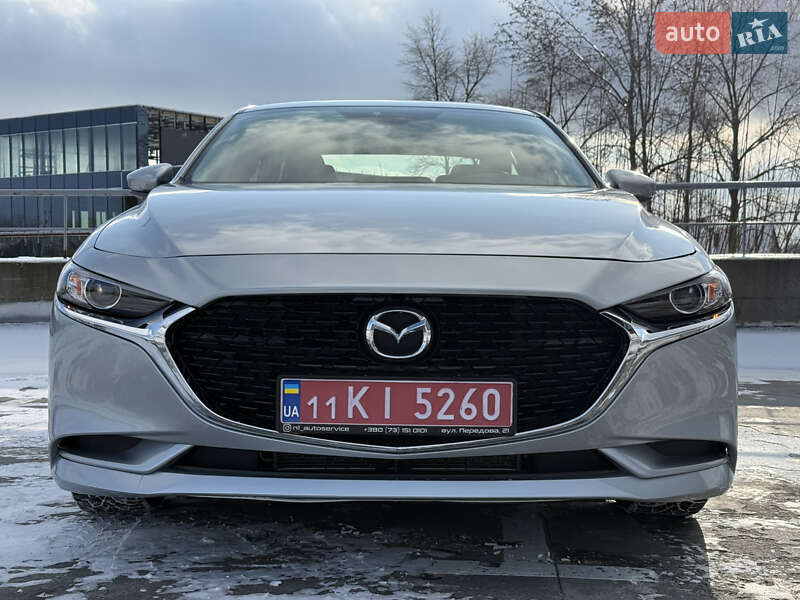 Седан Mazda 3 2019 в Киеве