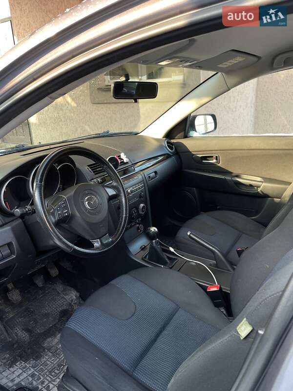 Хэтчбек Mazda 3 2004 в Черкассах