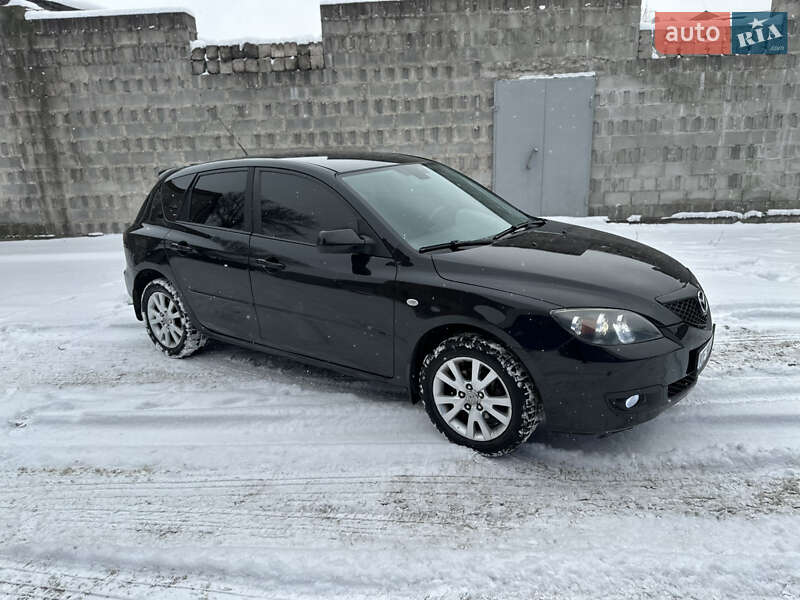 Хэтчбек Mazda 3 2006 в Каменском