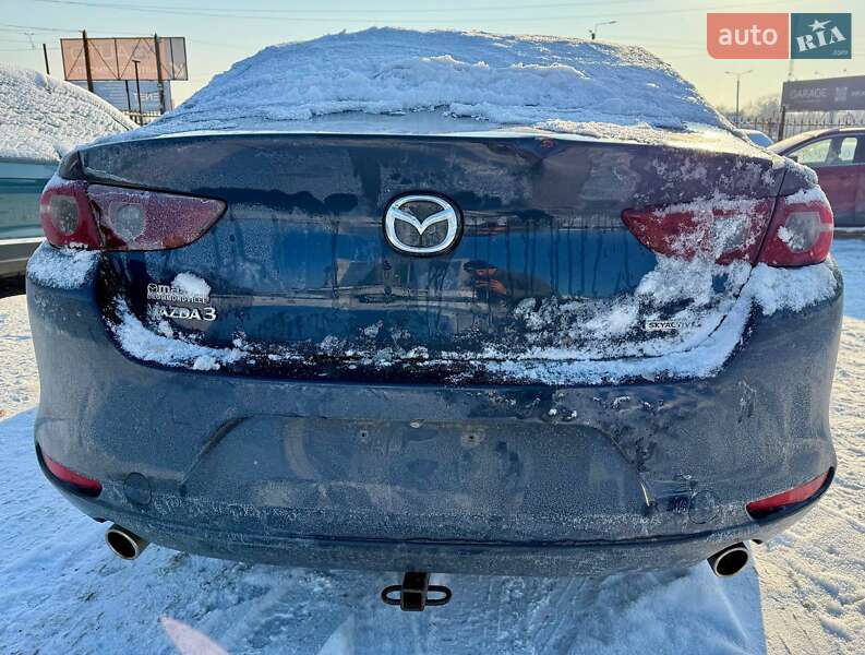 Седан Mazda 3 2019 в Киеве