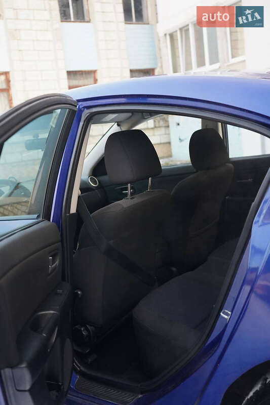 Седан Mazda 3 2003 в Одессе