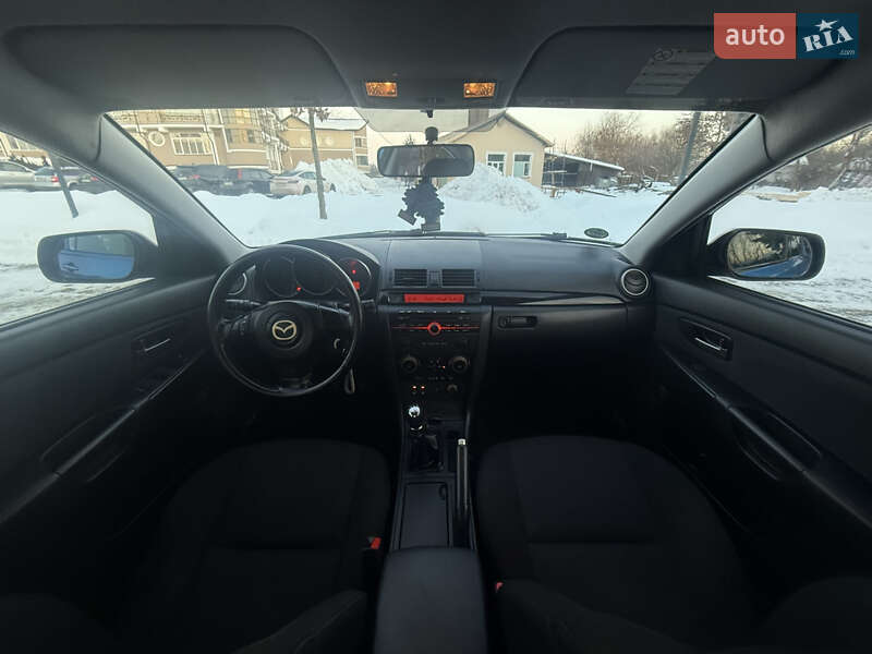 Седан Mazda 3 2006 в Львові