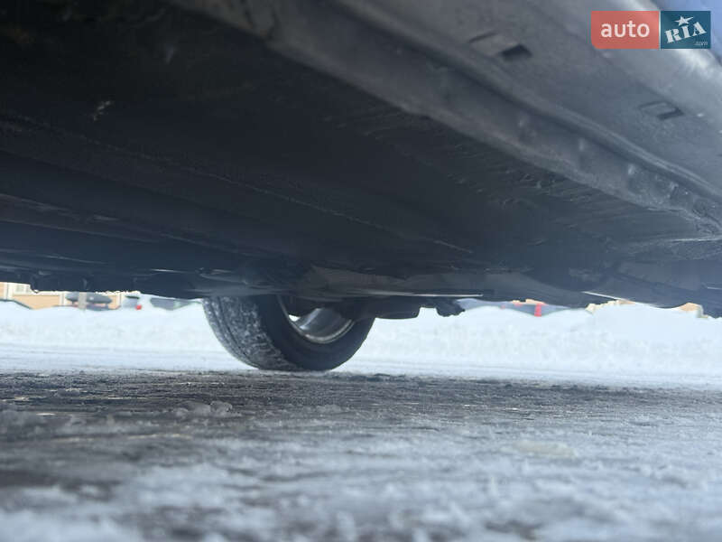 Седан Mazda 3 2006 в Львові