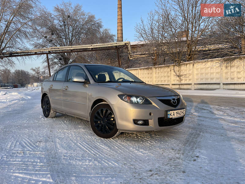 Седан Mazda 3 2006 в Києві