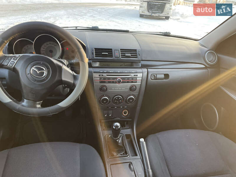 Седан Mazda 3 2006 в Києві