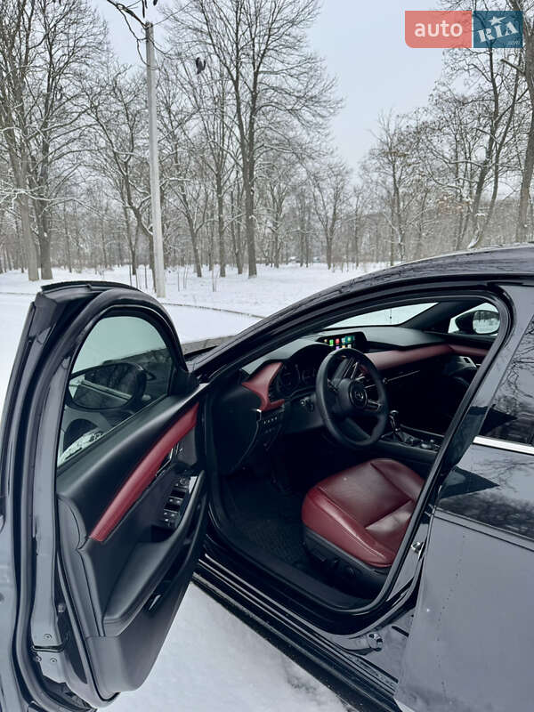 Хетчбек Mazda 3 2021 в Кропивницькому