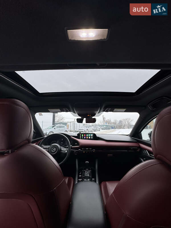 Хетчбек Mazda 3 2021 в Кропивницькому