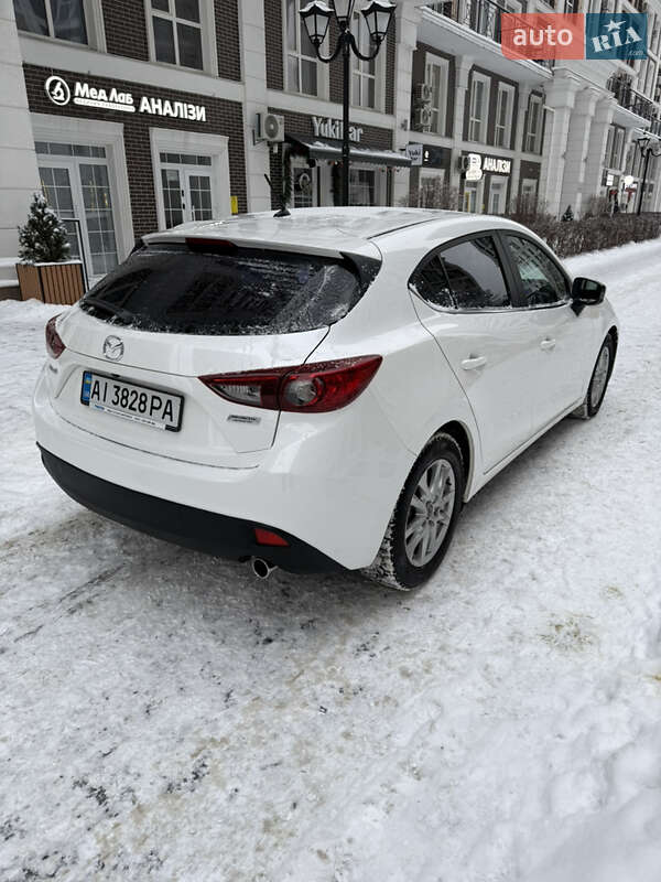 Хэтчбек Mazda 3 2013 в Киеве