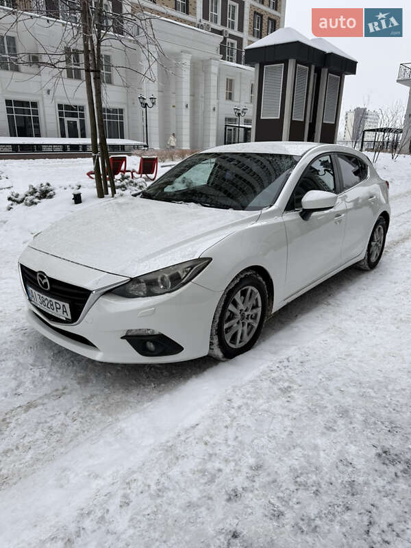 Хэтчбек Mazda 3 2013 в Киеве