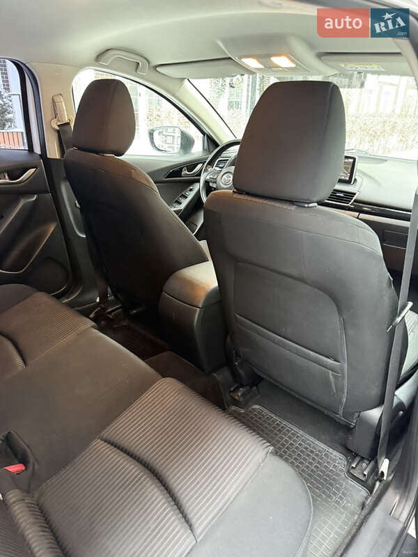 Хэтчбек Mazda 3 2013 в Киеве