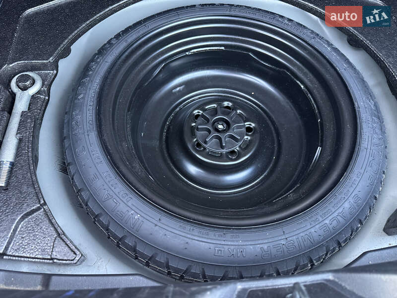 Седан Mazda 3 2016 в Киеве