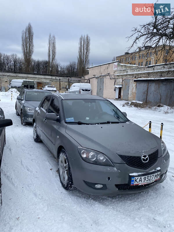 Хэтчбек Mazda 3 2004 в Киеве