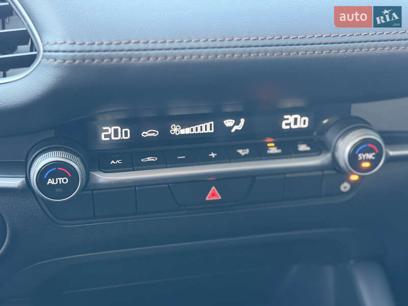 Седан Mazda 3 2024 в Киеве